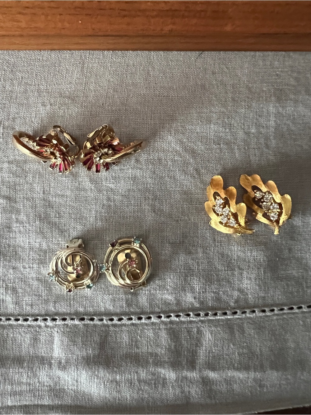Vintage Gold-Tone Leaf Clip-On Earrings with Clear Crystals